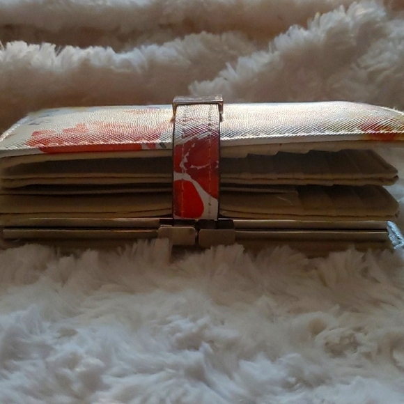 Wallet - Picture 6 of 6